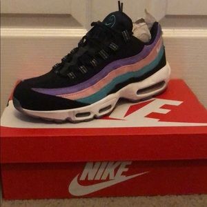 NIKE AIR MAX 95 ND